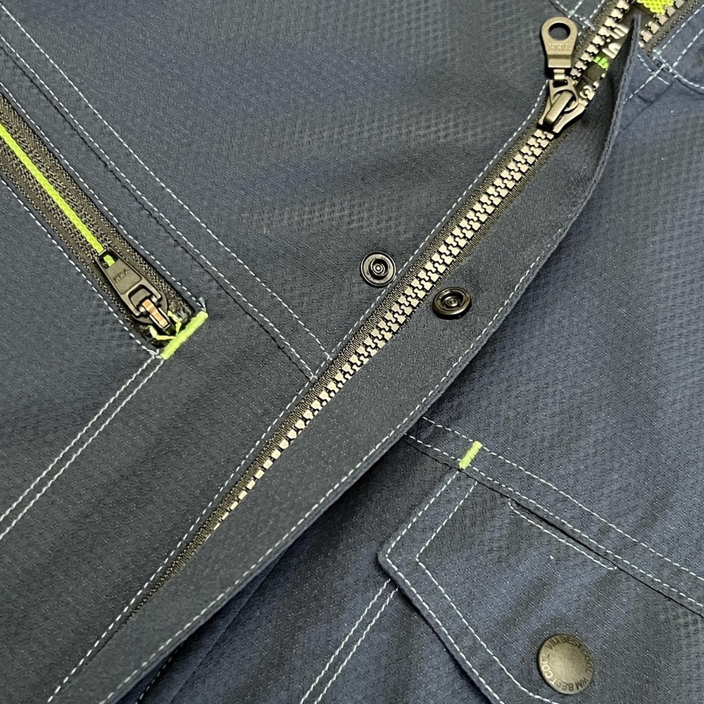 Ice Men's Navy and Light Gray Short Sleeve Jacket - Picture 10 of 15